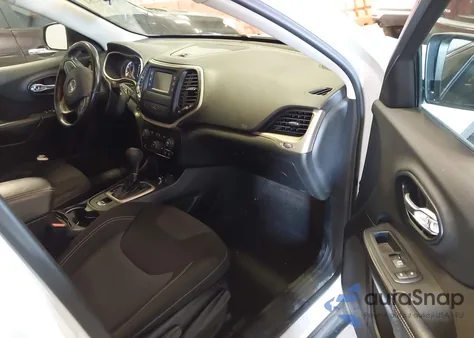 2015 Jeep Cherokee Latitude из США, поврежденный, VIN 1C4PJLCS5FW730969